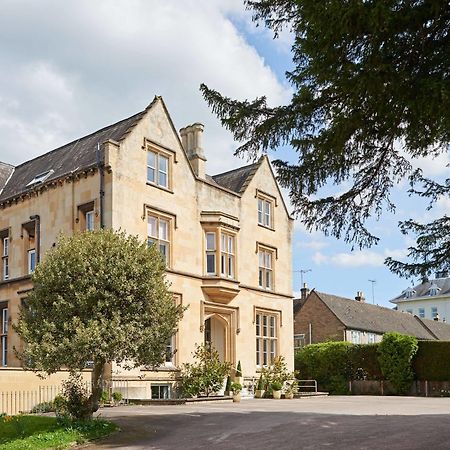 Cotswold Grange Acomodação com café da manhã Cheltenham Exterior foto The Manor, Tetbury