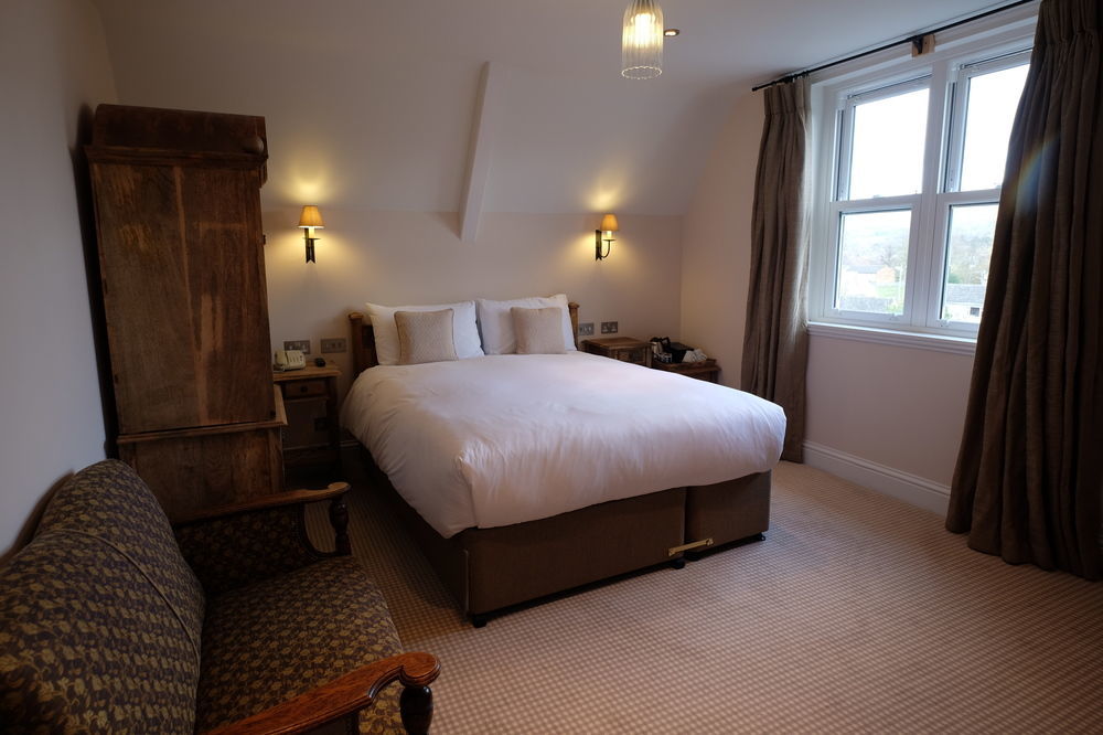 Cotswold Grange Acomodação com café da manhã Cheltenham Exterior foto A bedroom at the hotel